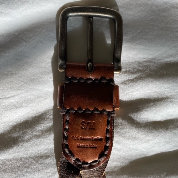 Genuine Leather Woven Belt - Picture 2 of 3